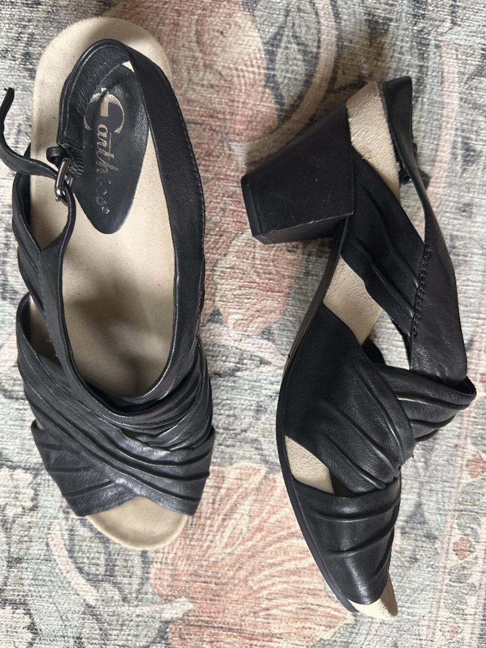 Earthies Black Leather Sandals Womens 9.5B Comfort Block Heel Strappy